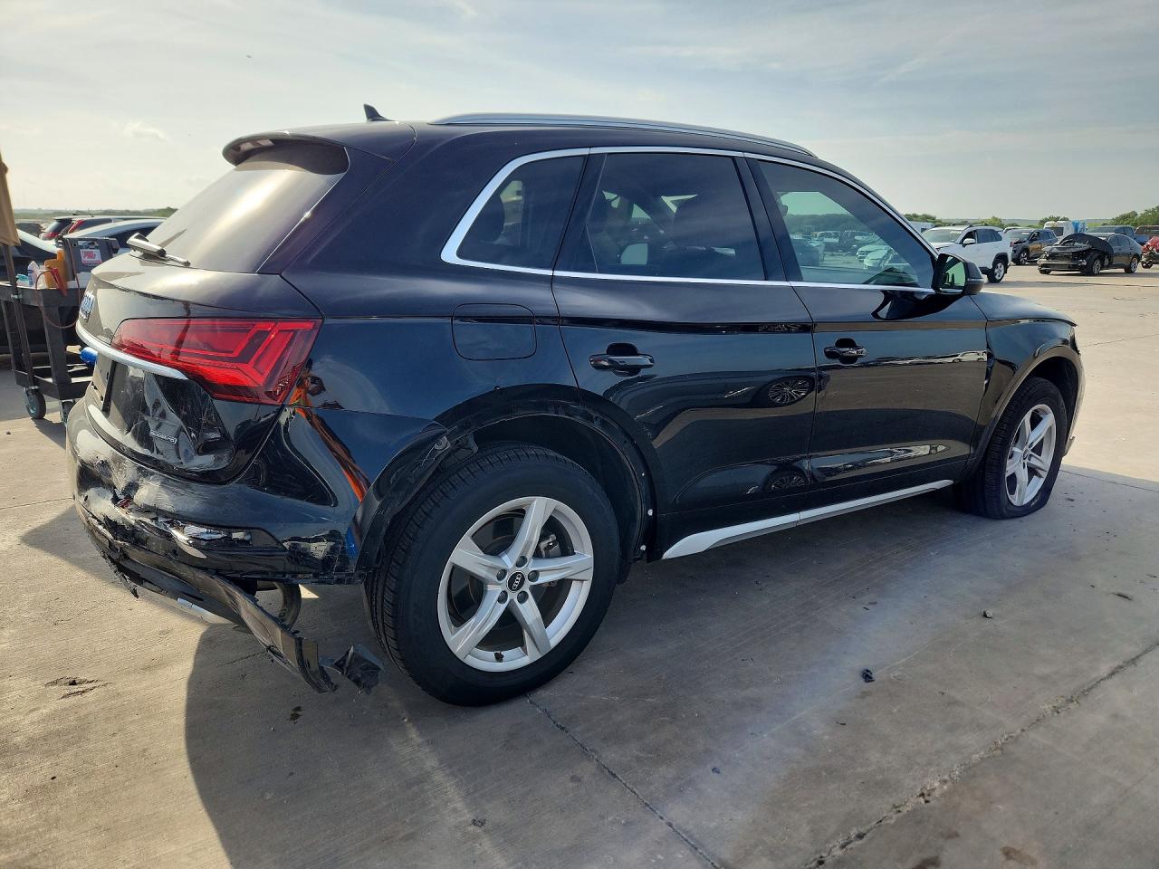 2021 AUDI Q5 quattro Premium