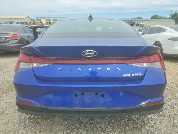 2021 HYUNDAI ELANTRA Blue