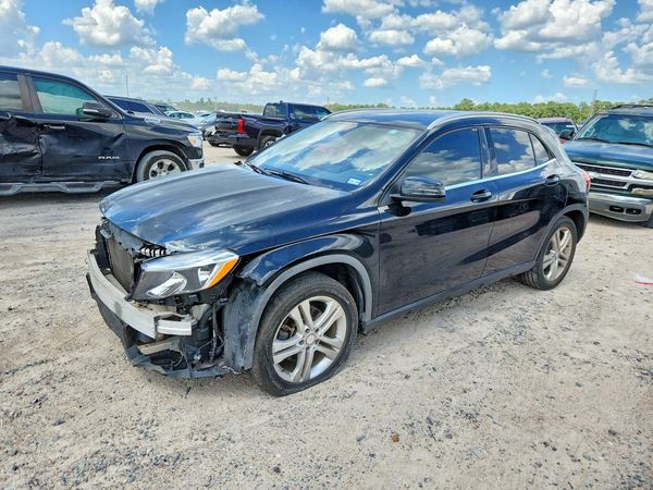 2015 MERCEDES-BENZ GLA GLA250 4-MATIC