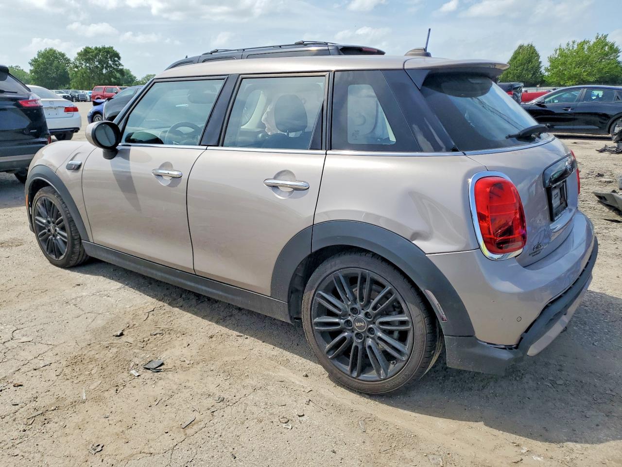 2024 MINI COOPER