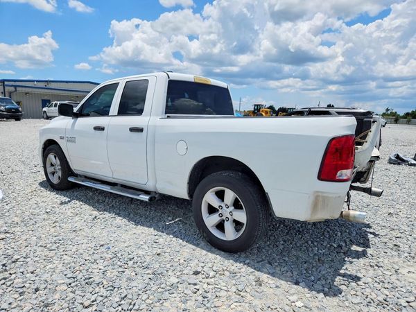 2015 RAM 1500 ST