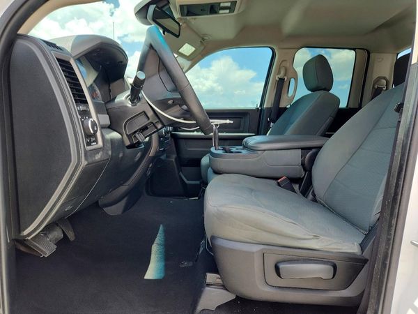 2015 RAM 1500 ST