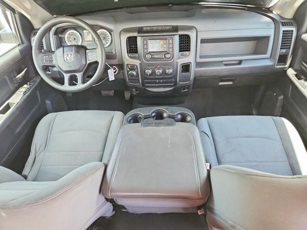 2015 RAM 1500 ST
