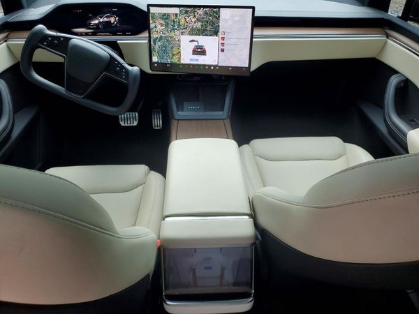 2023 TESLA MODEL X