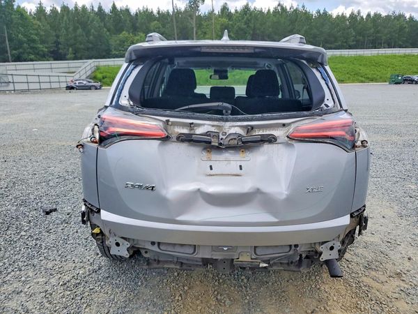 2018 TOYOTA RAV4 Adventure/XLE