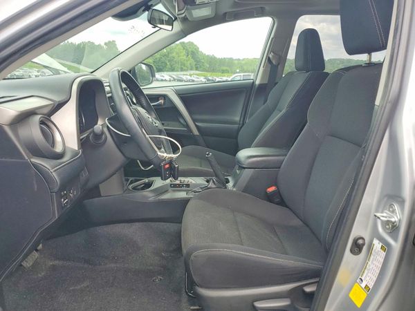 2018 TOYOTA RAV4 Adventure/XLE