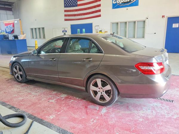 2010 MERCEDES-BENZ E