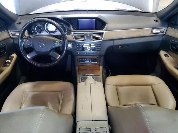2010 MERCEDES-BENZ E