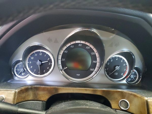 2010 MERCEDES-BENZ E