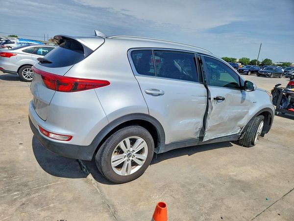 2017 KIA SPORTAGE LX