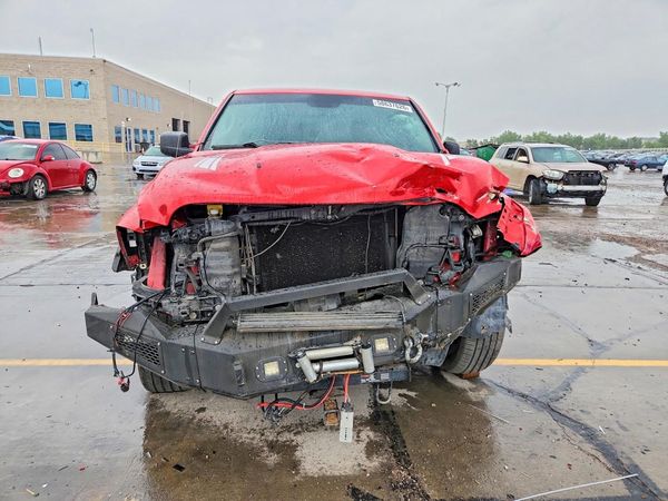2013 RAM 1500 SLT