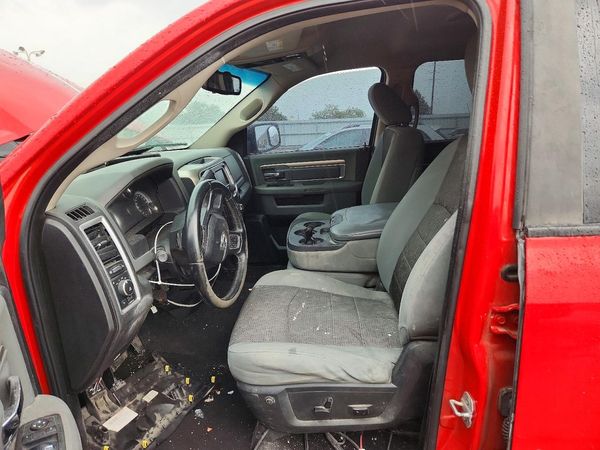 2013 RAM 1500 SLT