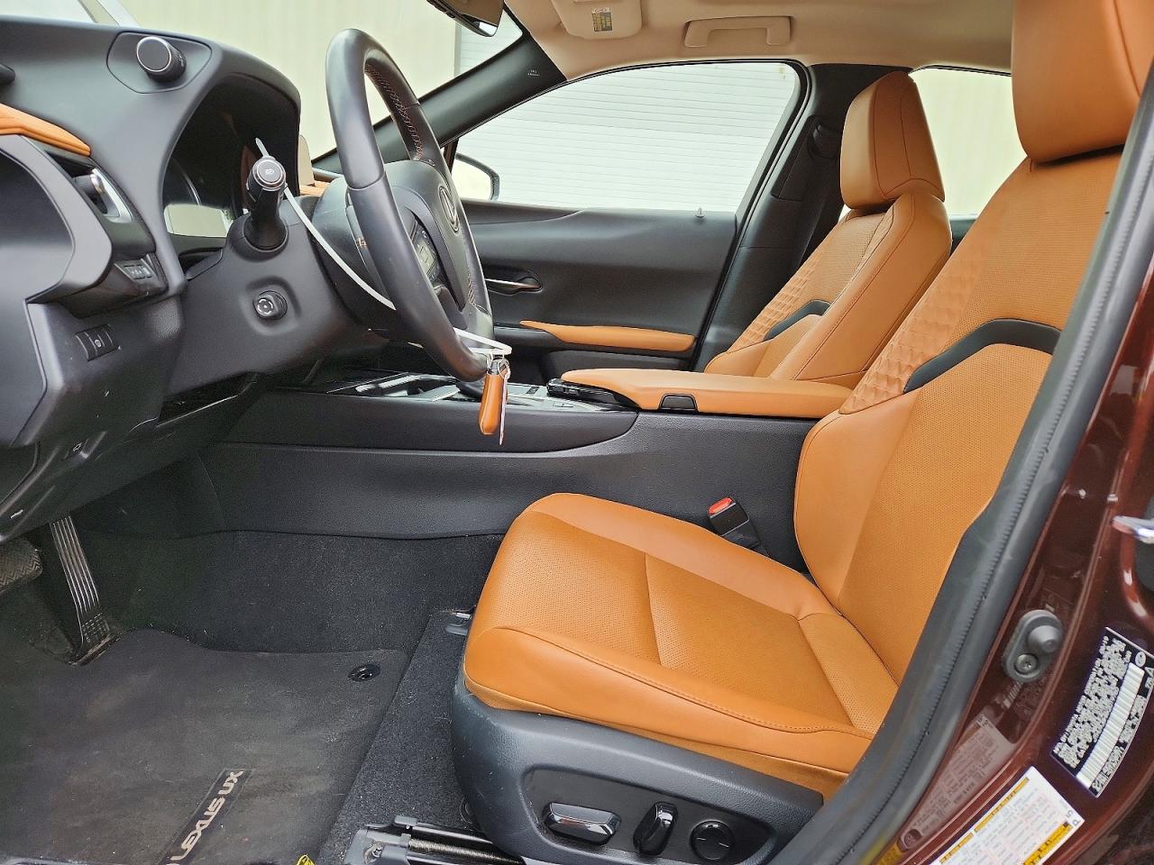 2019 LEXUS UX