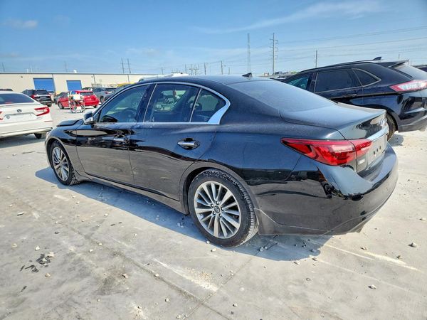 2022 INFINITI Q50 LUXE
