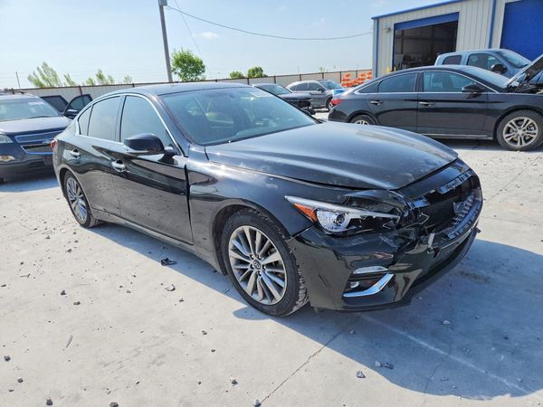 2022 INFINITI Q50 LUXE