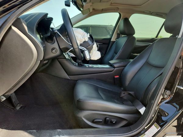 2022 INFINITI Q50 LUXE