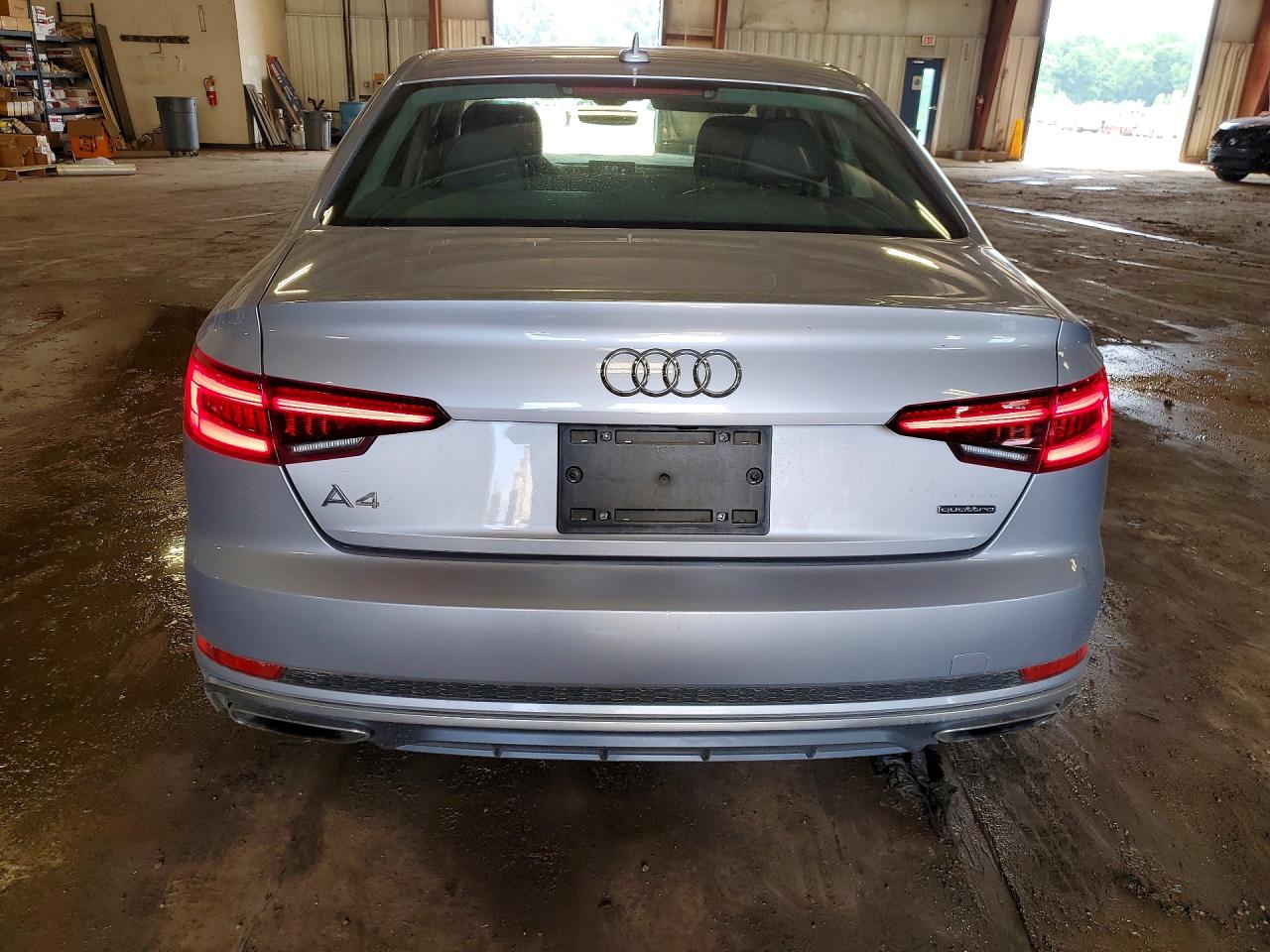 2019 AUDI A4 quattro Premium