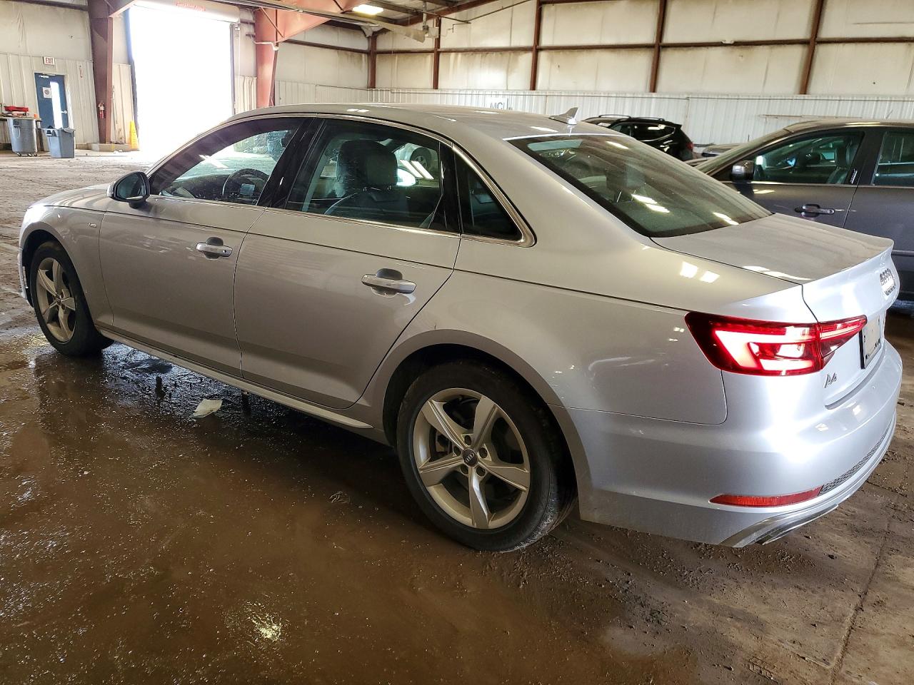 2019 AUDI A4 quattro Premium
