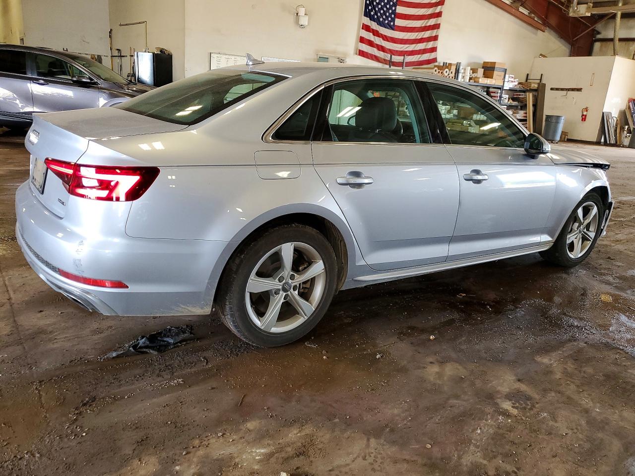 2019 AUDI A4 quattro Premium