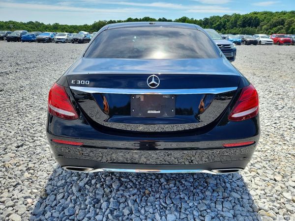 2017 MERCEDES-BENZ E E300