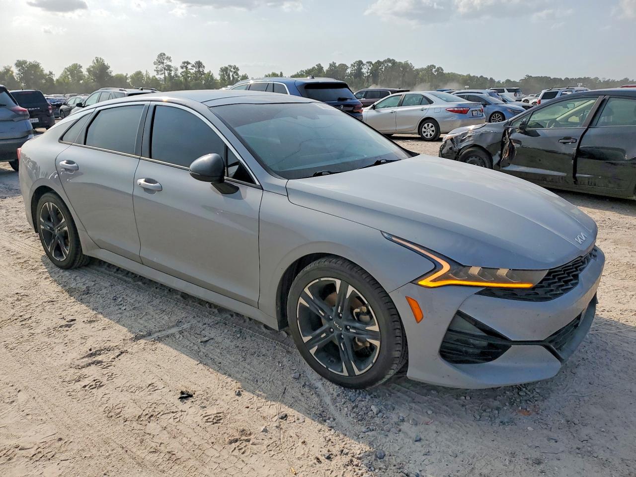 2022 KIA K5 GT-Line