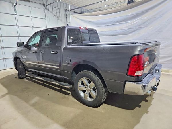 2014 RAM 1500 SLT CREW CAB 4X4