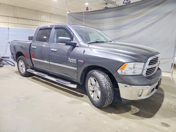 2014 RAM 1500 SLT CREW CAB 4X4