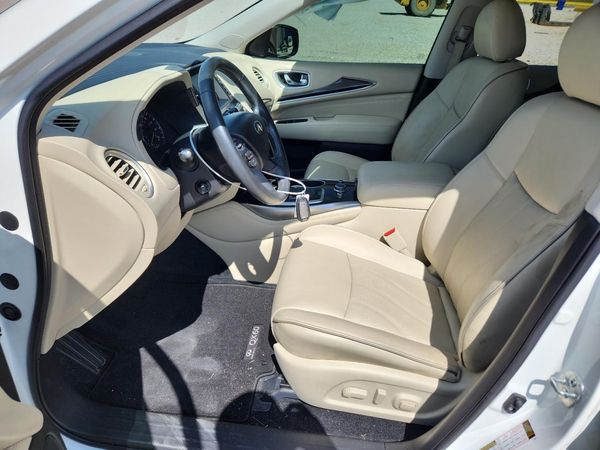 2020 INFINITI QX60 — DENT