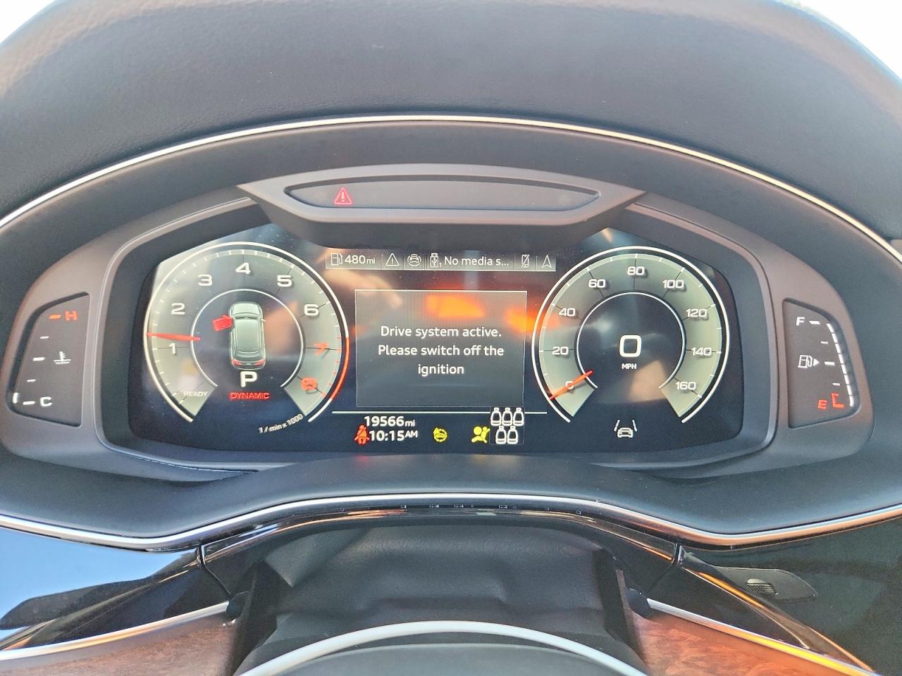 2025 AUDI Q7 quattro Premium Plus