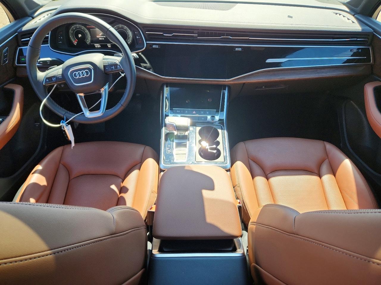 2025 AUDI Q7 quattro Premium Plus