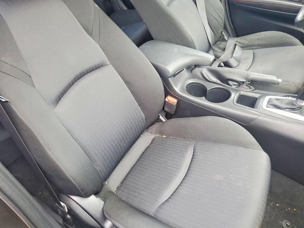 2015 MAZDA MAZDA 3 SV/Base