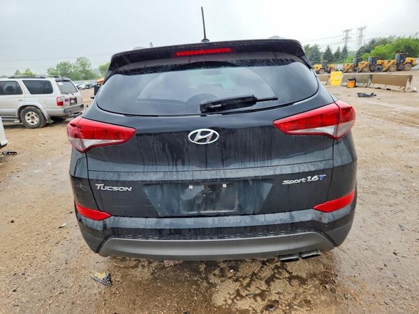 2016 HYUNDAI TUCSON