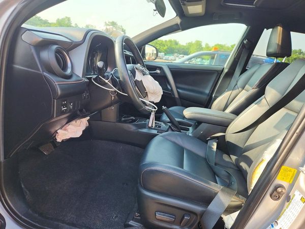 2016 TOYOTA RAV4 SE (S Grade)
