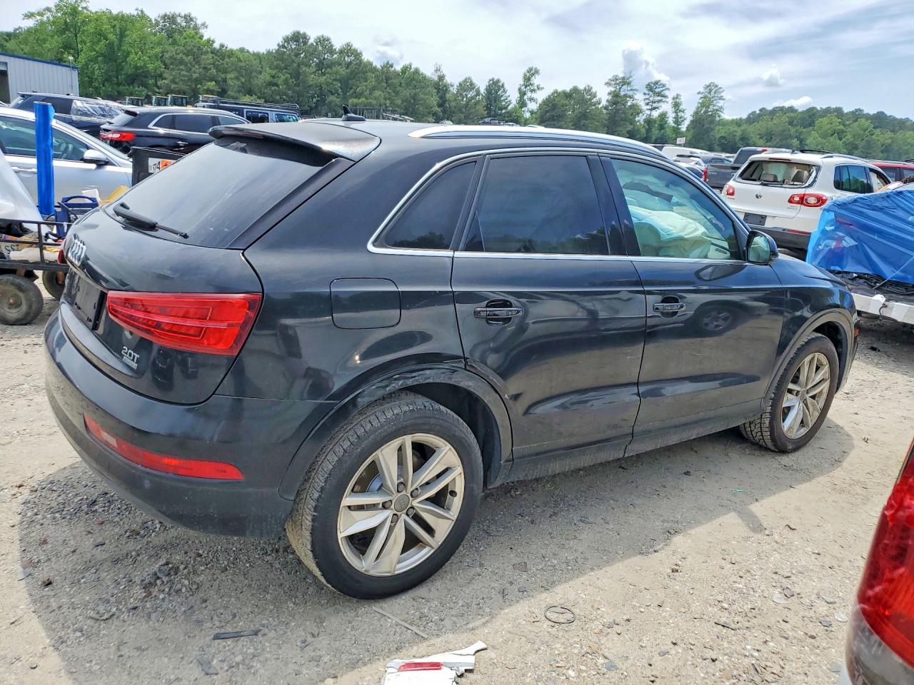 2016 AUDI Q3 quattro Premium Plus