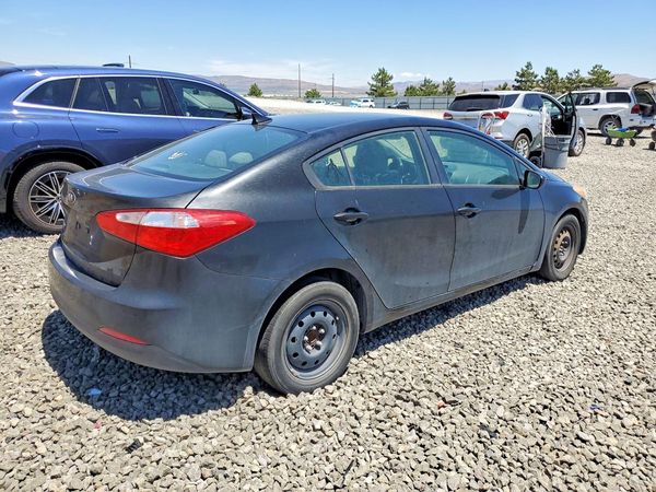 2016 KIA FORTE GL (Middle-Low Grade)