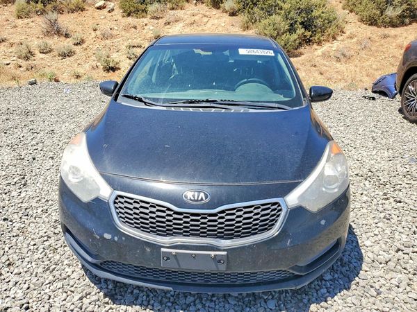 2016 KIA FORTE GL (Middle-Low Grade)