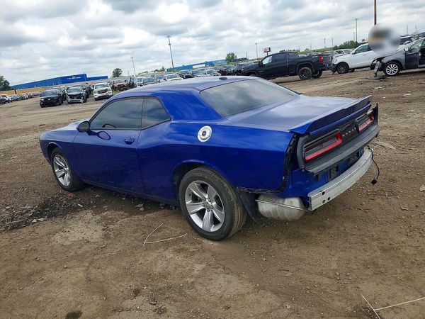 2022 DODGE CHALLENGER SXT