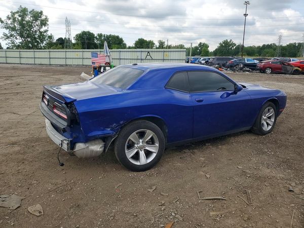 2022 DODGE CHALLENGER SXT