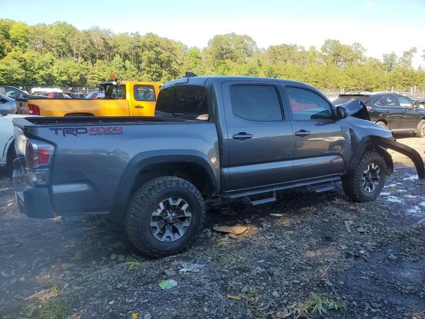 2022 TOYOTA TACOMA SR5