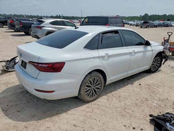 2021 VOLKSWAGEN JETTA S / SE / R-Line