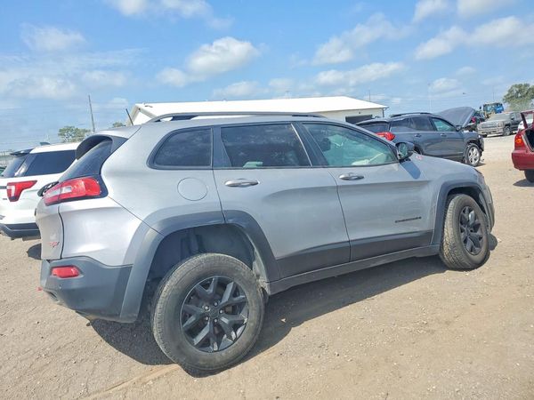 2017 JEEP CHEROKEE TRAILHAWK 4X4