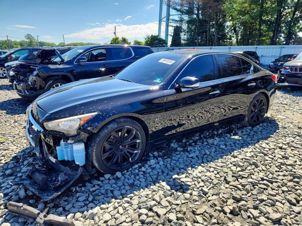 2015 INFINITI Q50