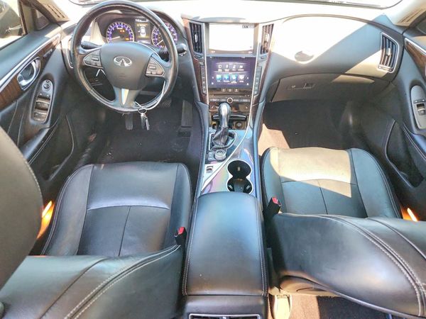 2015 INFINITI Q50