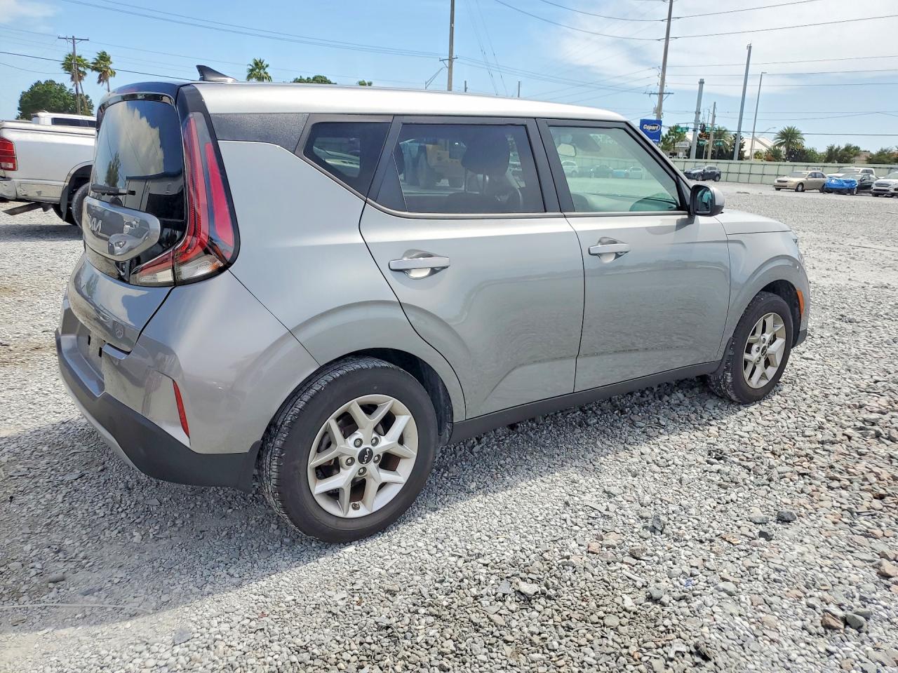 2024 KIA SOUL LX, S