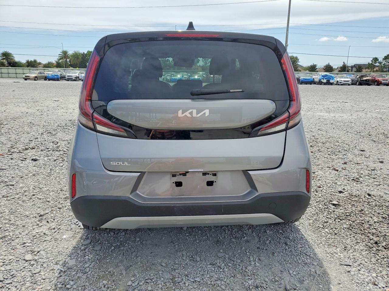 2024 KIA SOUL LX, S