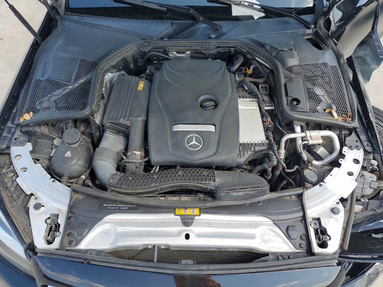 2017 MERCEDES-BENZ C C300