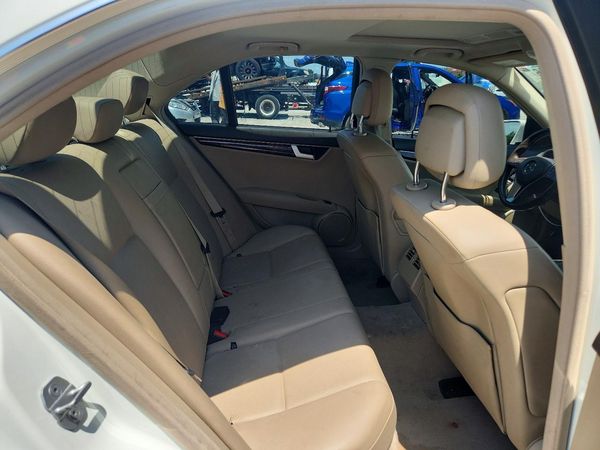 2012 MERCEDES-BENZ C C250