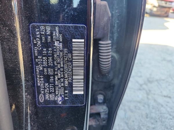 2024 HYUNDAI ELANTRA SEL