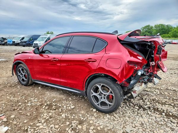 2022 ALFA ROMEO STELVIO TI AWD