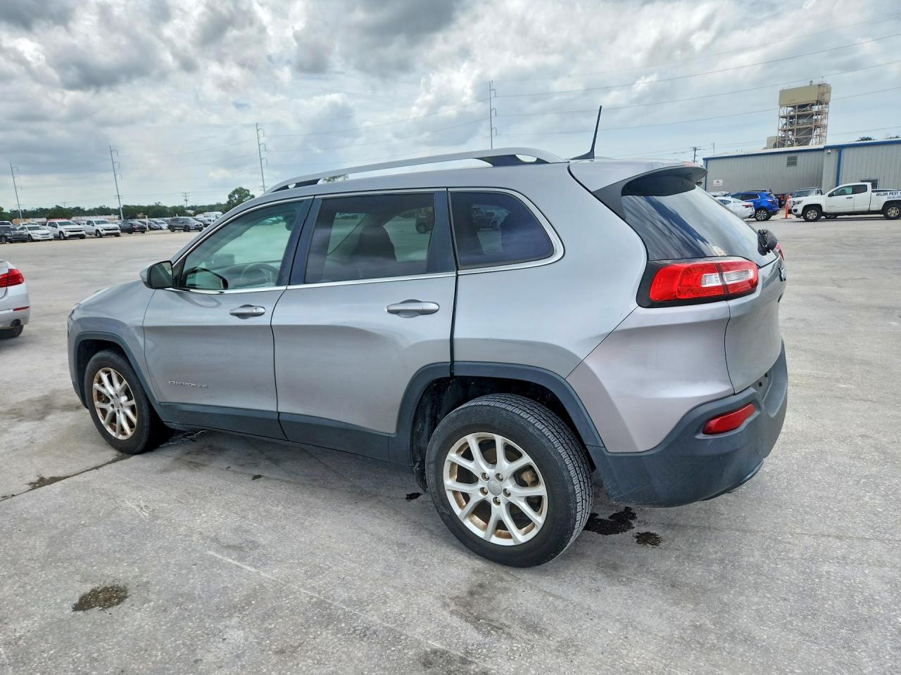 2017 JEEP CHEROKEE LATITUDE FWD